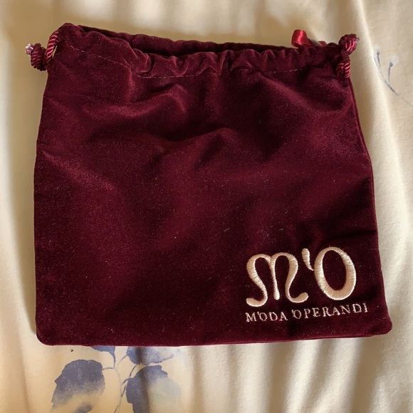 Moda Operandi Box/Bag - Picture 3 of 3